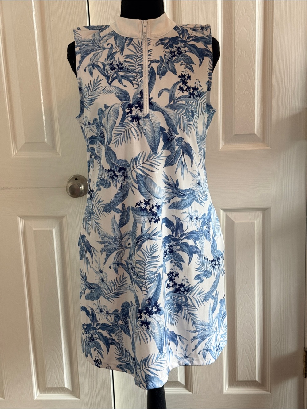 Tommy Bahama Golf Dress Large Blue Tropical Floral Quarter Zip Sleeveless L